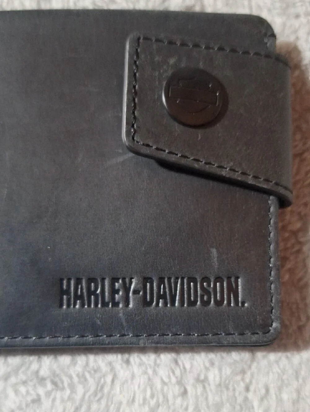 NWT Harley-Davidson Black Leather Bi-Fold Card Holder with Snap Strap